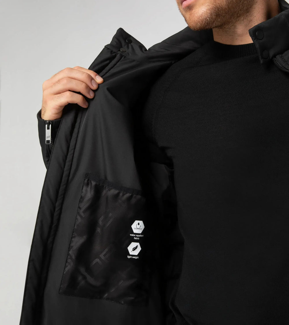 Active lightweight jacket