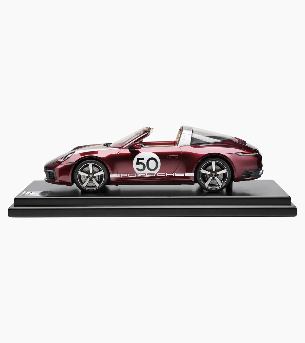 Porsche 911 Targa 4S Heritage Design Edition (992) | Ltd.